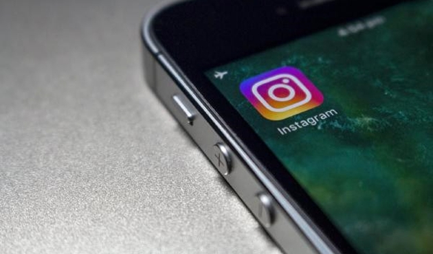 Her iki kişiden biri Instagram kullanıyor
