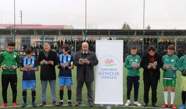 Karaman’da maç öncesi futbolcular kitap okudu