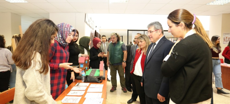 PAÜ’de ‘Materyal Dersi Sergisi’ 140 projeyle açıldı