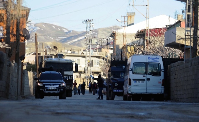 Van'da iki terörist öldürüldü, biri PKK'nın bombacısı