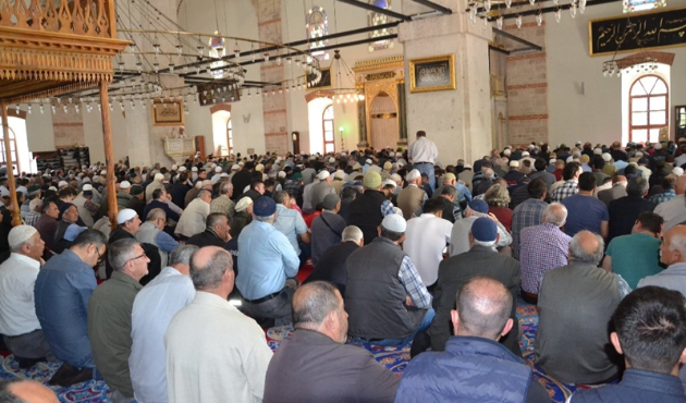 90 bin camide Yemen için yardım toplanacak...