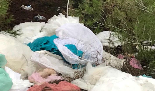 Ormanlık alanda çok sayıda gelinlik bulundu