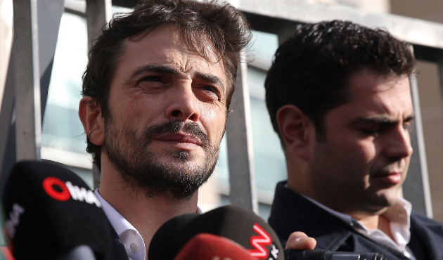 Ünlü şarkıcının konserinde şiddet protestosu!