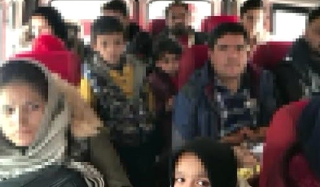 Evde zorla tutulan 34 yabancı uyruklu şahıs kurtarıldı