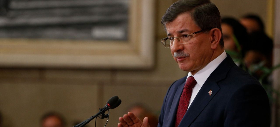 "Davutoğlu'nu bu çukurdan çıkarın" çağrısı