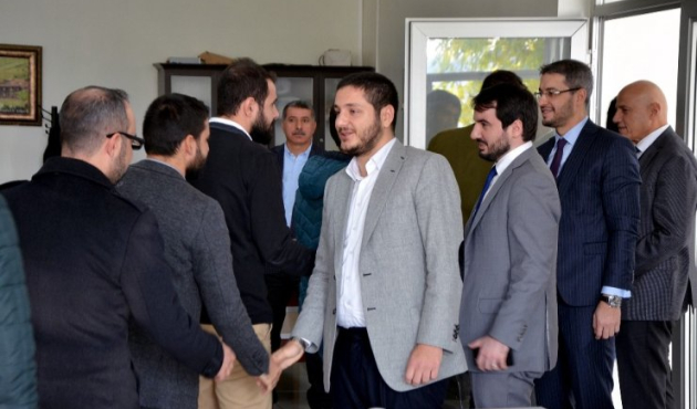 Ebubekir Tivnikli Diyarbakır’da taziyeleri kabul etti
