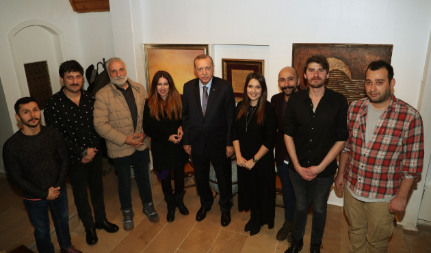 Cumhurbaşkanı Erdoğan sanatçılarla buluştu!