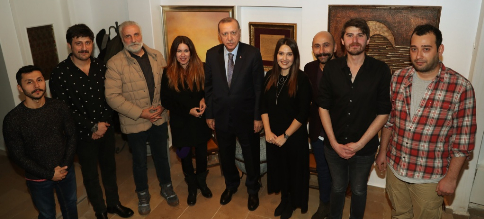 Cumhurbaşkanı Erdoğan sanatçılarla buluştu!