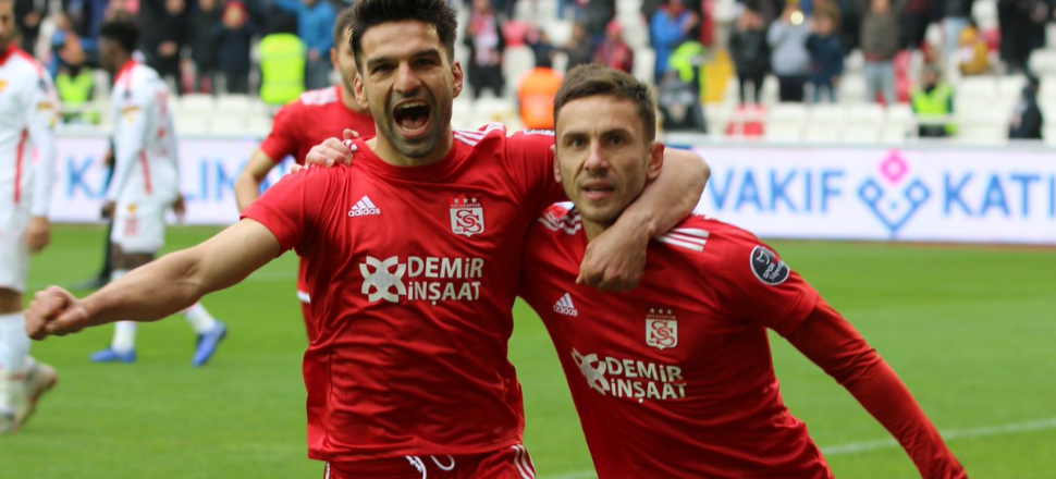 Sivasspor evinde çok rahat!