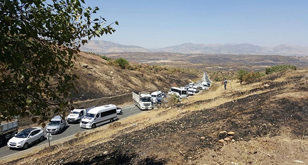 PKK'lı teröristler öğretmenleri vurdular!