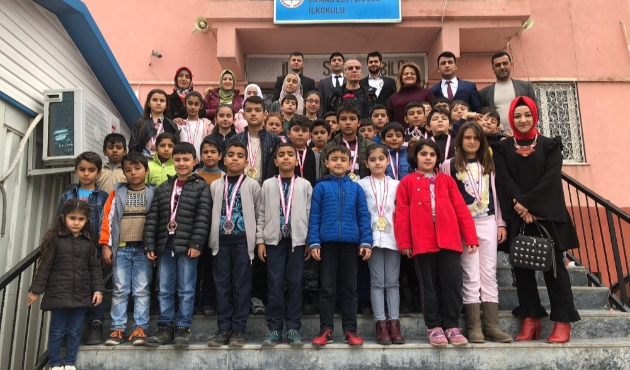 Satranç turnuvasında il birincileri belirlendi