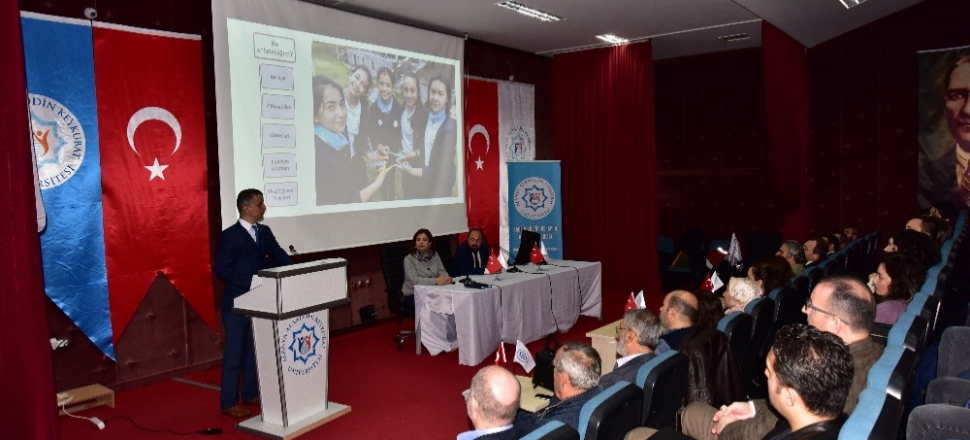 ALKÜ’de kök hücre ve kan bağışı konuşuldu
