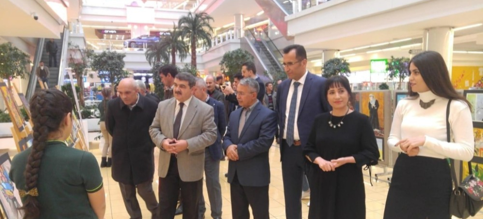 Küçük Eller Büyük İşler Resim Sergisi Açıldı