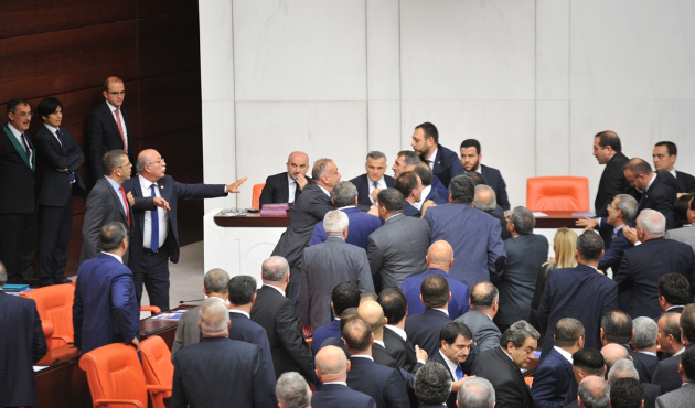 İYİ Parti'li Yasin Öztürk küfür etti...