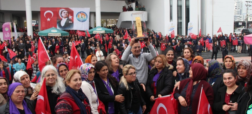 Tarhan: "Mezitli kadınını tüm dünyaya tanıttık"