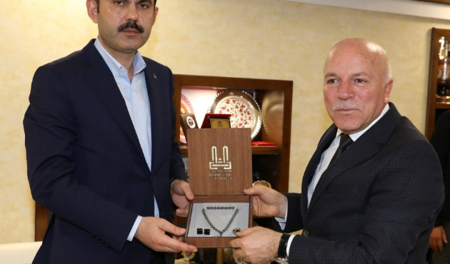 Bakan Kurum, emeklilerin konut projesine destek verecek