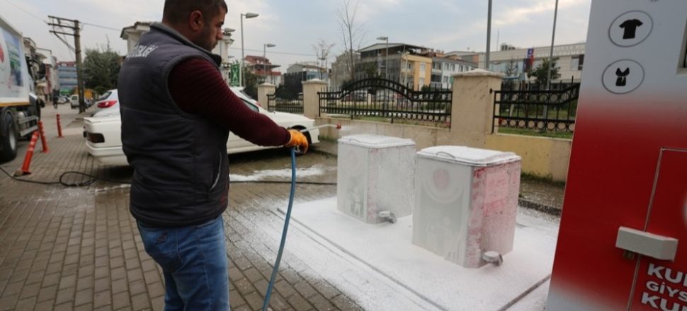 Bursa Gürsu’da yeraltı çöp konteynerleri temizleniyor