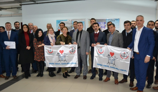 Düzce’de 177 okul beyaz bayraklı