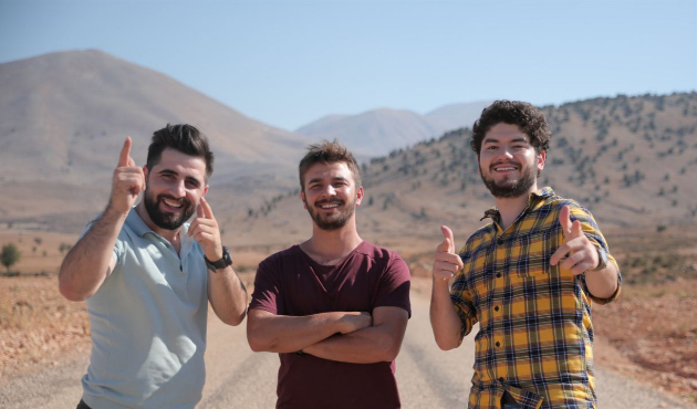 Kafalar Karışık filminden büyük başarı!