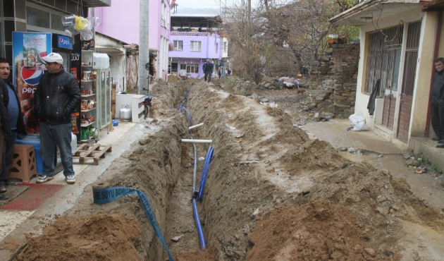 Manisa Karacaali’de içme suyu çalışması başladı