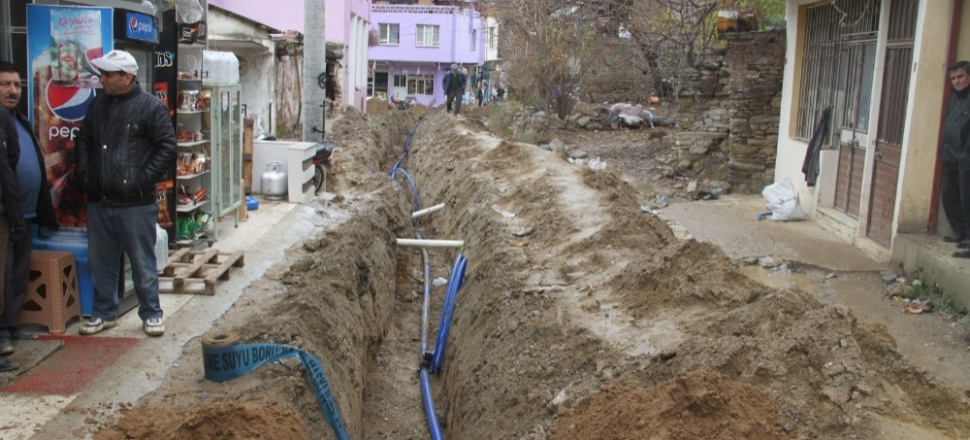 Manisa Karacaali’de içme suyu çalışması başladı