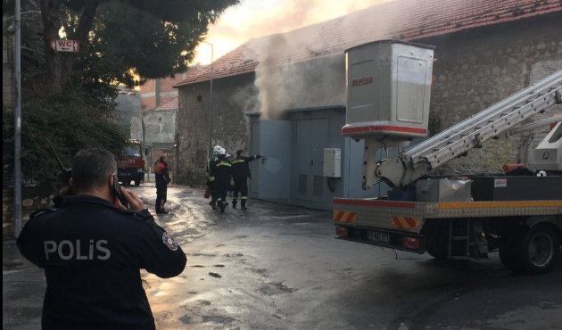 Söke’de trafo patladı