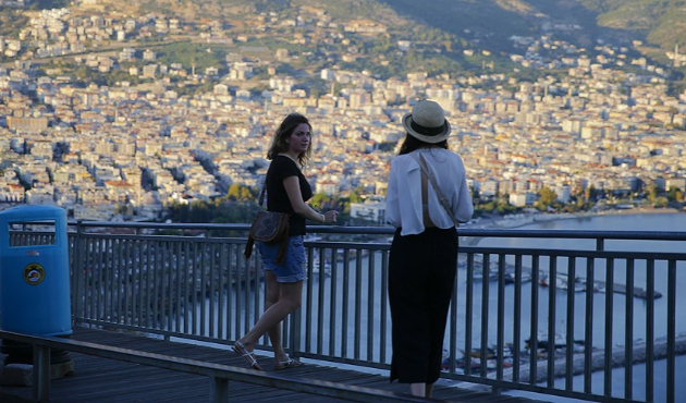 Ukraynalı turist Türkiye'den vazgeçmiyor