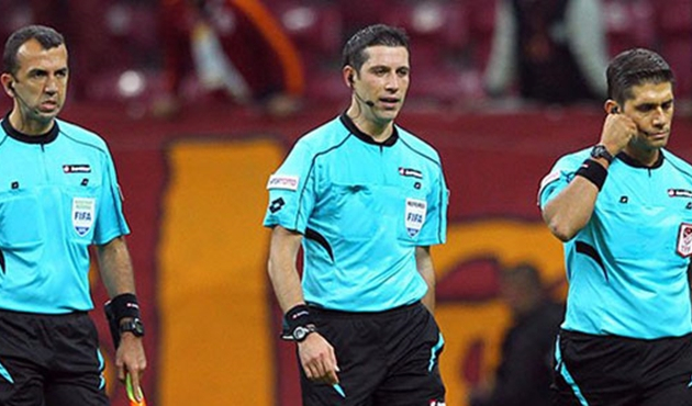 UEFA'dan Türk hakemlere görev