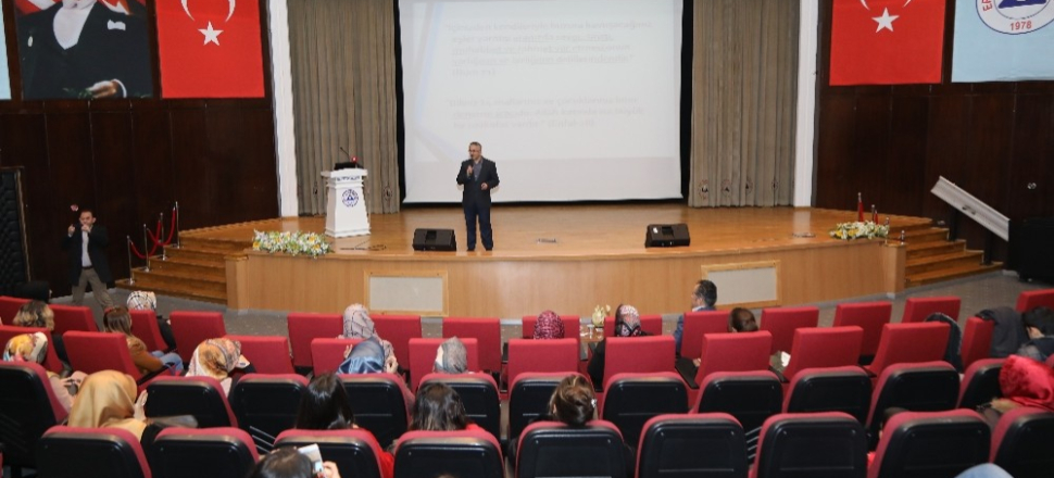 Erciyes ERÜ’de Evlilik Okulu Seminerleri Devam Ediyor