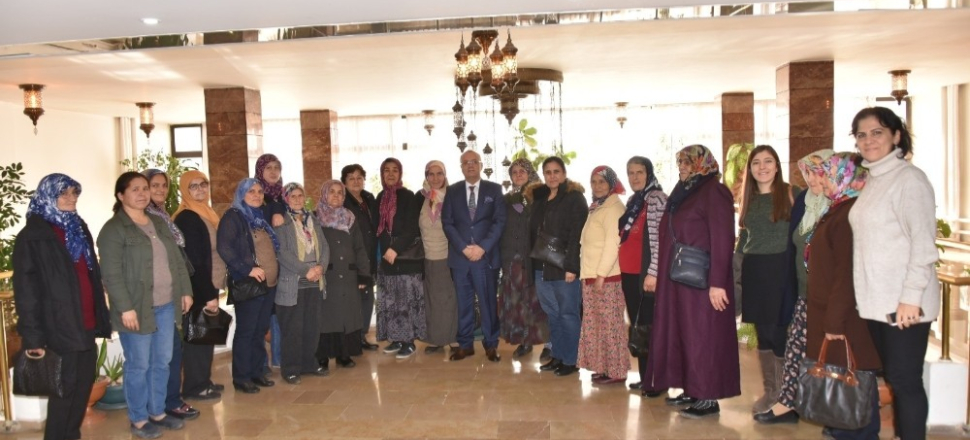 Manisa'da Başkan Kayda, Hasalanlı kadınları ağırladı