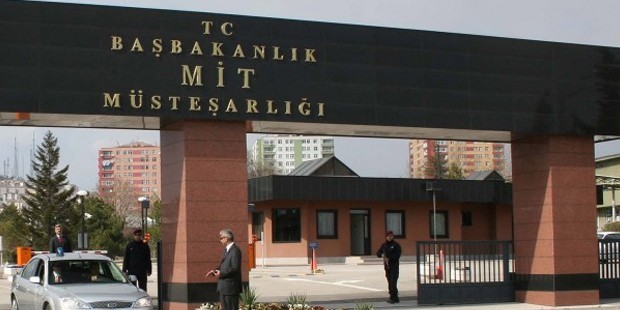MİT'te görevli 3 kişi FETÖ'den tutuklandı