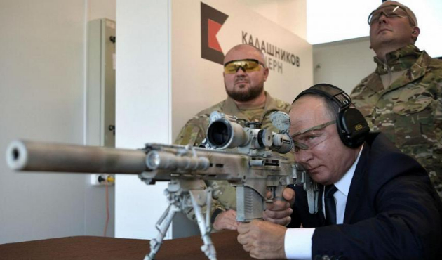 Putin'in gözdesi Olga güzellik kraliçesi oldu!
