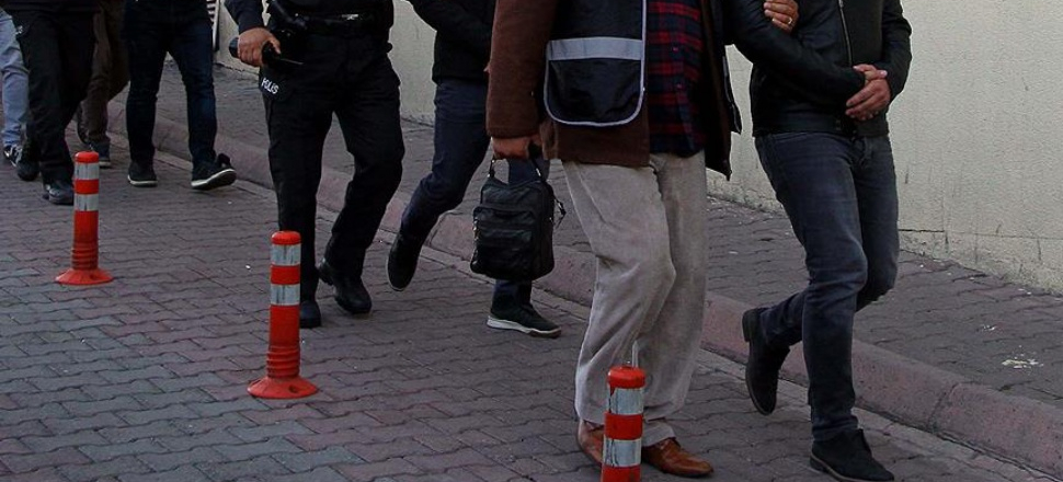 Ankara'da 10'u doktor 20 kişi için gözaltı kararı!