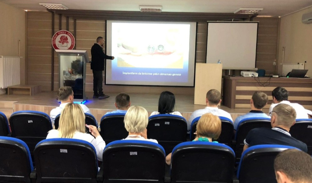 Ukraynalı hekimler SDÜ Diş Hekimliği Fakültesi’nde