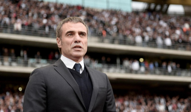 Ersun Yanal yasakla başladı!