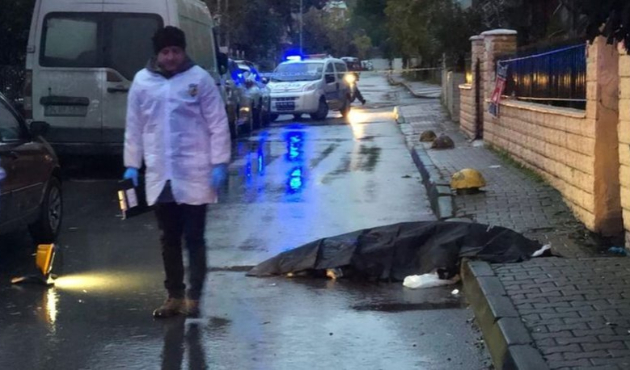 Bir kadın daha sokak ortasında katledildi!