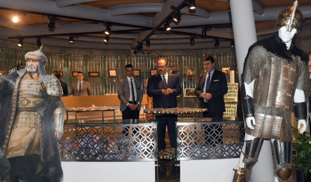 Bursa'da Vali Canbolat’tan Fetih Müzesi’ne ziyaret