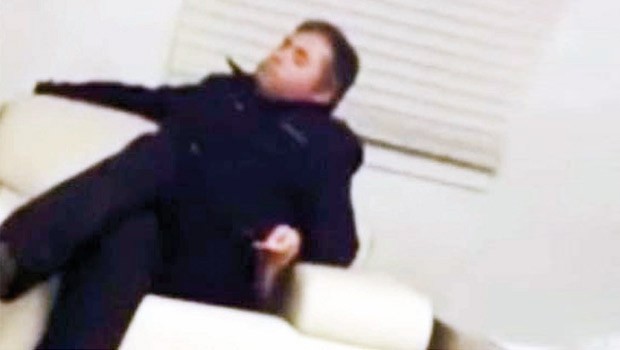 17-25 Aralık'ın 'lahmacuncu' polisi FETÖ'den tutuklandı!