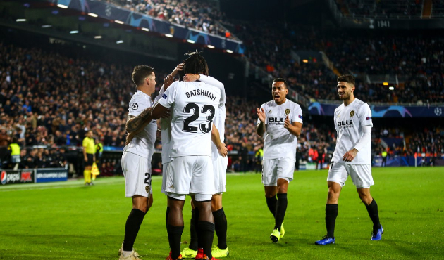 Mourinho'ya Valencia sürprizi!