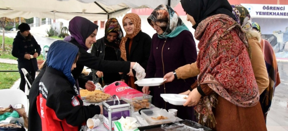 Adıyaman'da Gazze için yardım kermesi düzenlendi