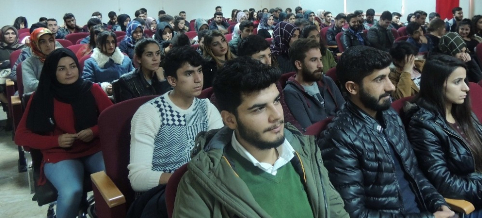 Gaziantep İslahiye MYO’da insan hakları semineri düzenledi