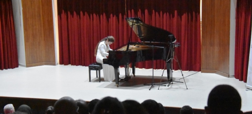 Rus piyanist Tekirdağ’da konser verdi