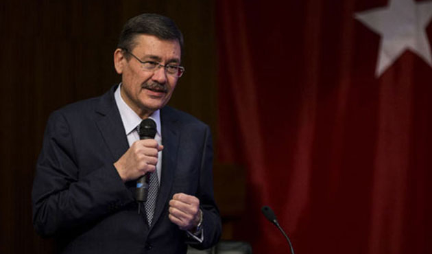 Melih Gökçek öğrencilerle buluştu
