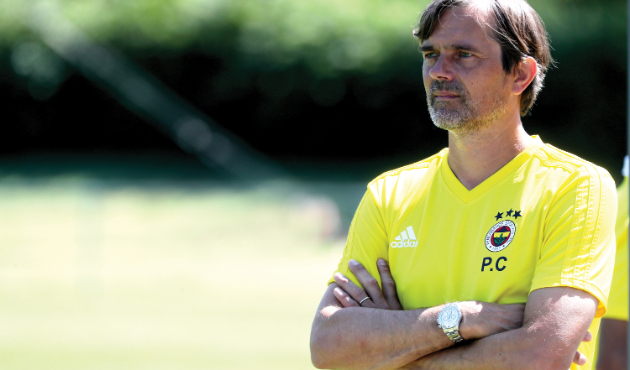 Cocu, Fenerbahçe'nin peşini bırakmıyor!