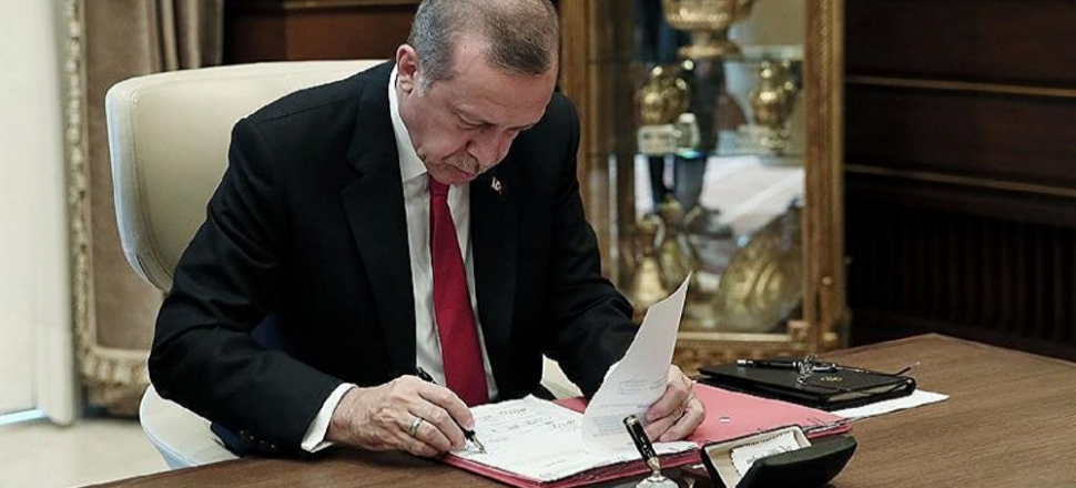 AK Parti'nin 'yerel seçim manifestosu' Erdoğan'a sunuldu!