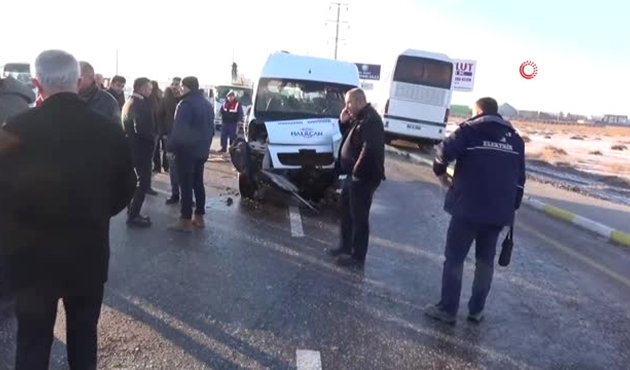 Aksaray'da işçi servisleri çarpıştı: 17 yaralı