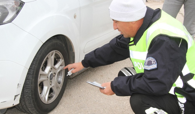 Isparta’da kış lastiği denetimi