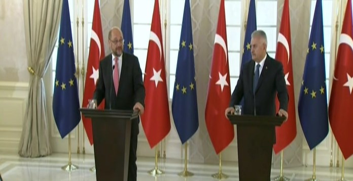 Yıldırım gözlerinin içine bakarak konuştu: Asla mümkün değil!