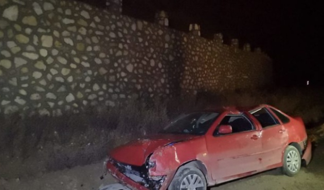 Sevgililerin arabada manzara keyfi kötü bitti!