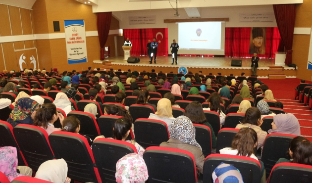 Adıyaman'da öğrencilere polis mesleği anlatıldı